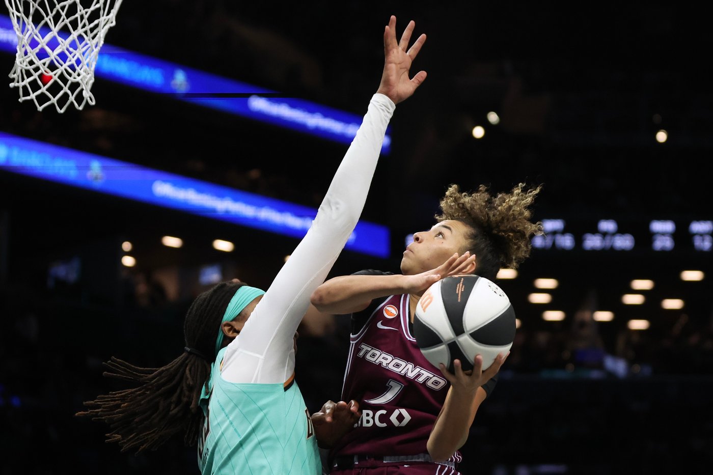 Toronto rookie Kiki Rice limps off late with injury vs New York Liberty, no immediate update | iNFOnews.ca