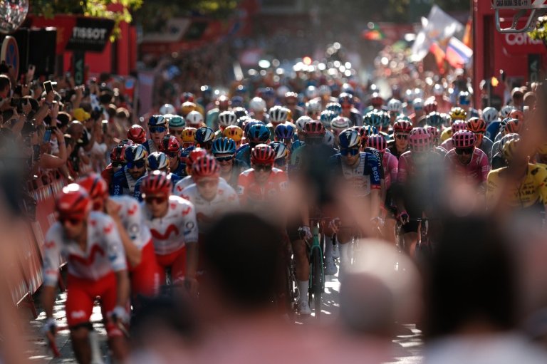 Enric Mas finally wins the Spanish Vuelta after finishing second three times | iNFOnews.ca