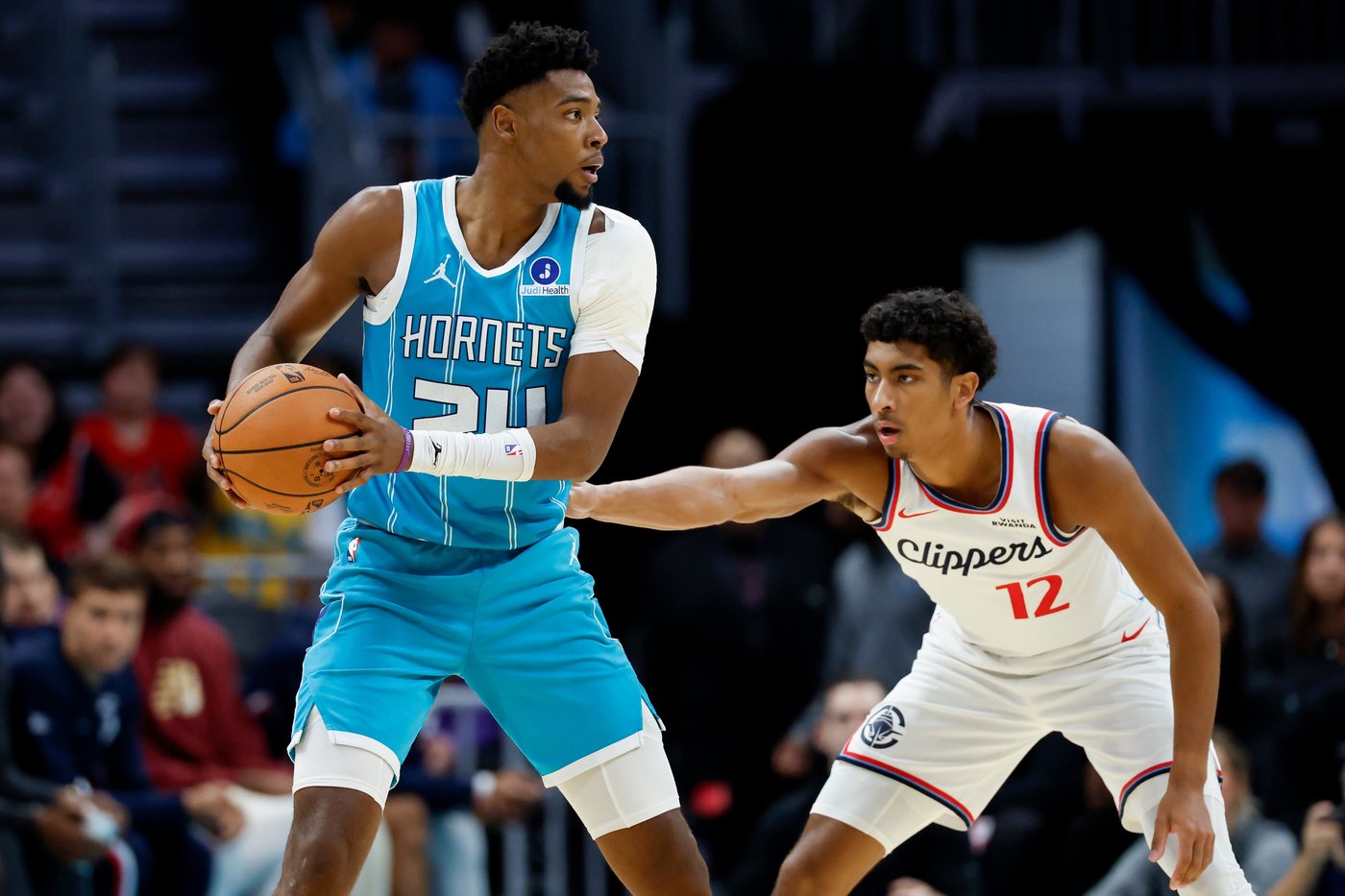 Harden erupts for 55, Clippers rout Hornets 131-116 in Paul's likely last game in North Carolina | iNFOnews.ca