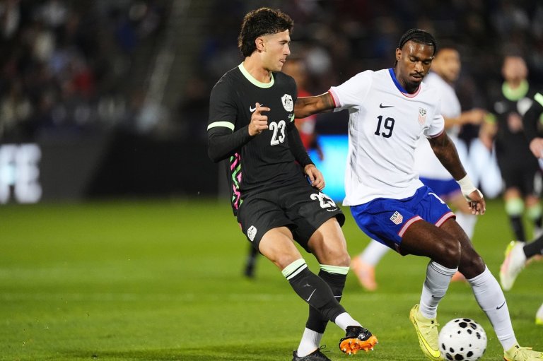 Wright scores twice as US rallies to beat Australia 2-1 in friendly as Pulisic leaves with injury | iNFOnews.ca
