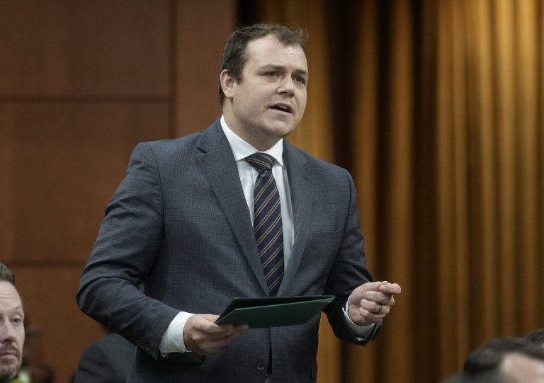 Poilievre names MP Dane Lloyd as his Alberta 'referendum lead' | iNFOnews.ca