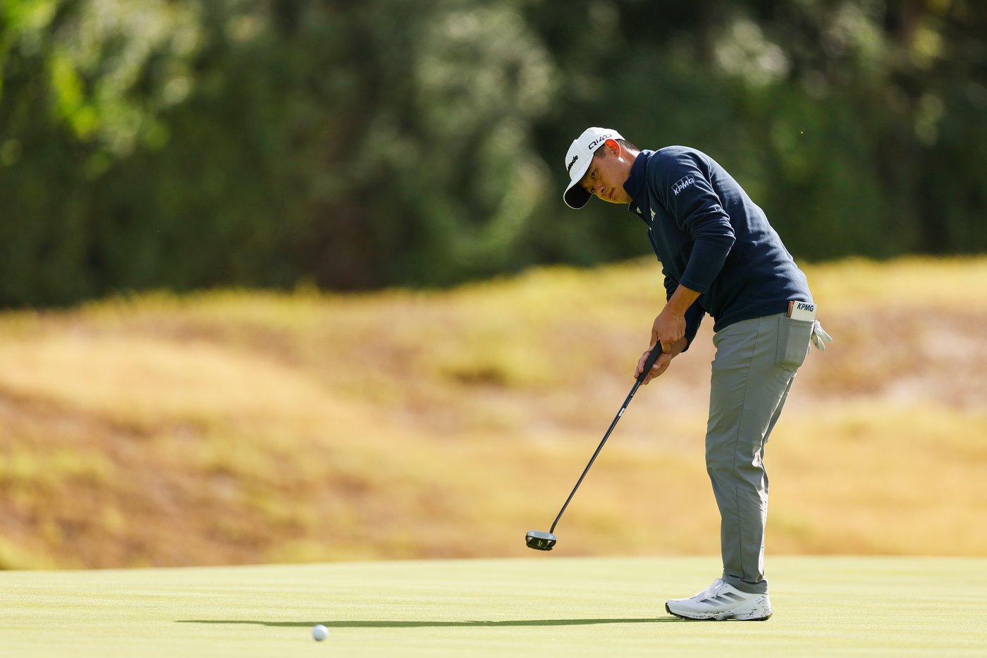 Rory McIlroy handles the rain and then wind to share clubhouse lead at Riviera | iNFOnews.ca Rory McIlroy handles the rain and then wind to share clubhouse lead at Riviera | iNFOnews.ca