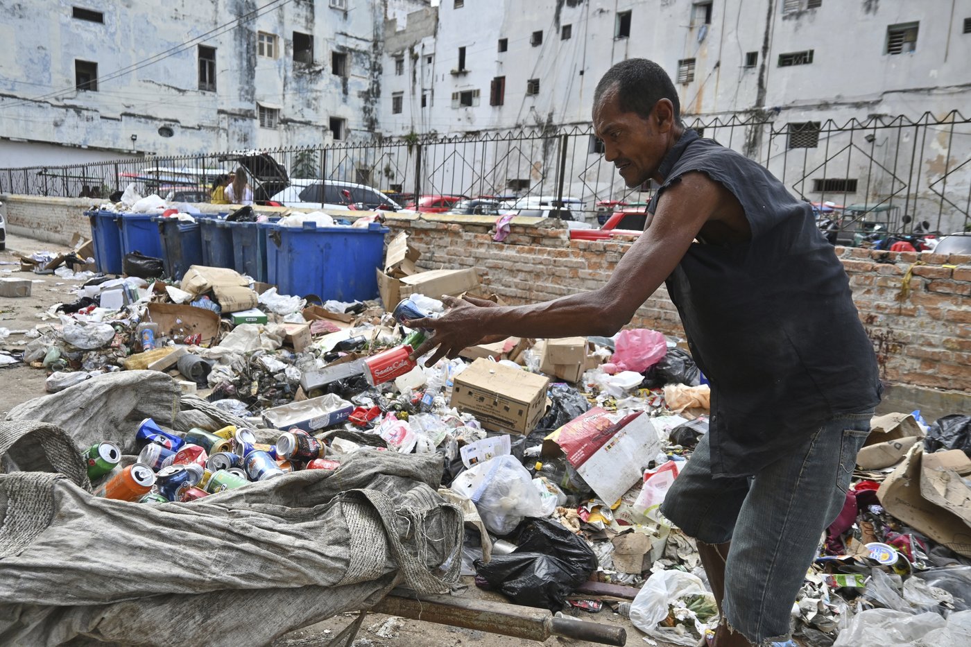 Cuban minister faces backlash for saying there are no beggars in Cuba | iNFOnews.ca Cuban minister faces backlash for saying there are no beggars in Cuba | iNFOnews.ca