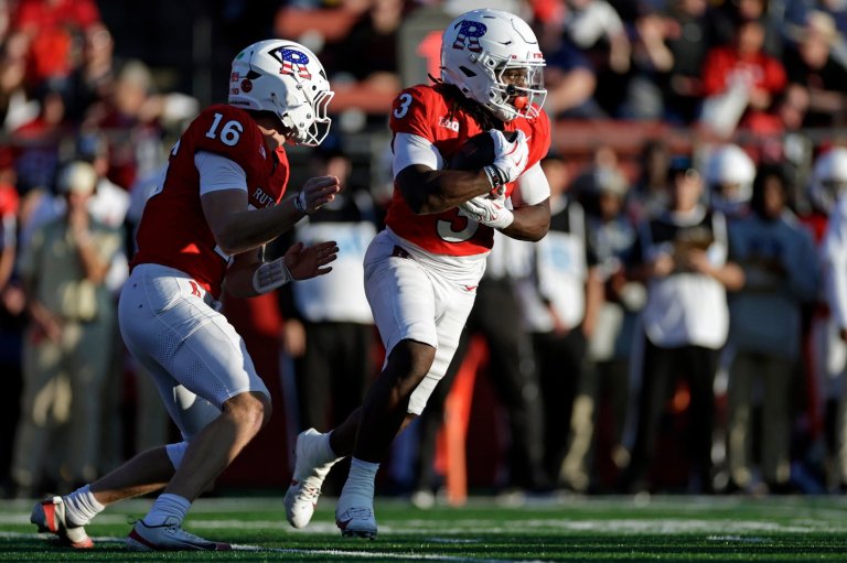 Rutgers running back Antwan Raymond captures Jon Cornish Trophy | iNFOnews.ca