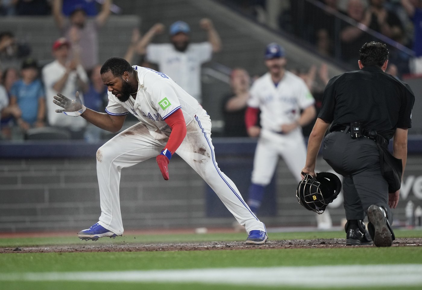 'He's got a real slow heartbeat': Soriano impresses in 1st home start for Blue Jays | iNFOnews.ca