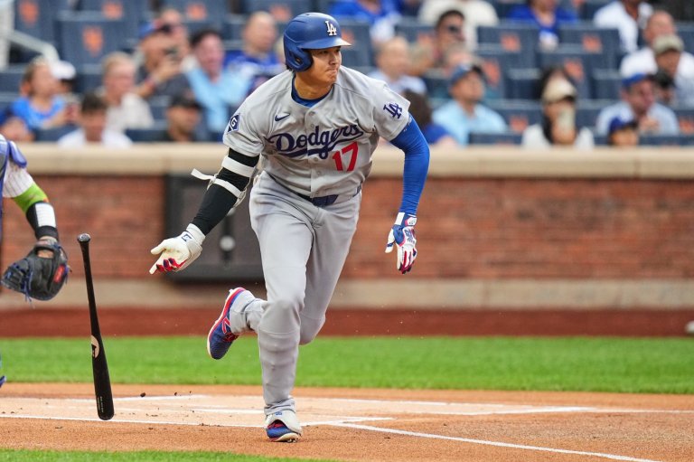 Ohtani could throw another bullpen Saturday, but Roberts says Dodgers won't rush return to rotation | iNFOnews.ca