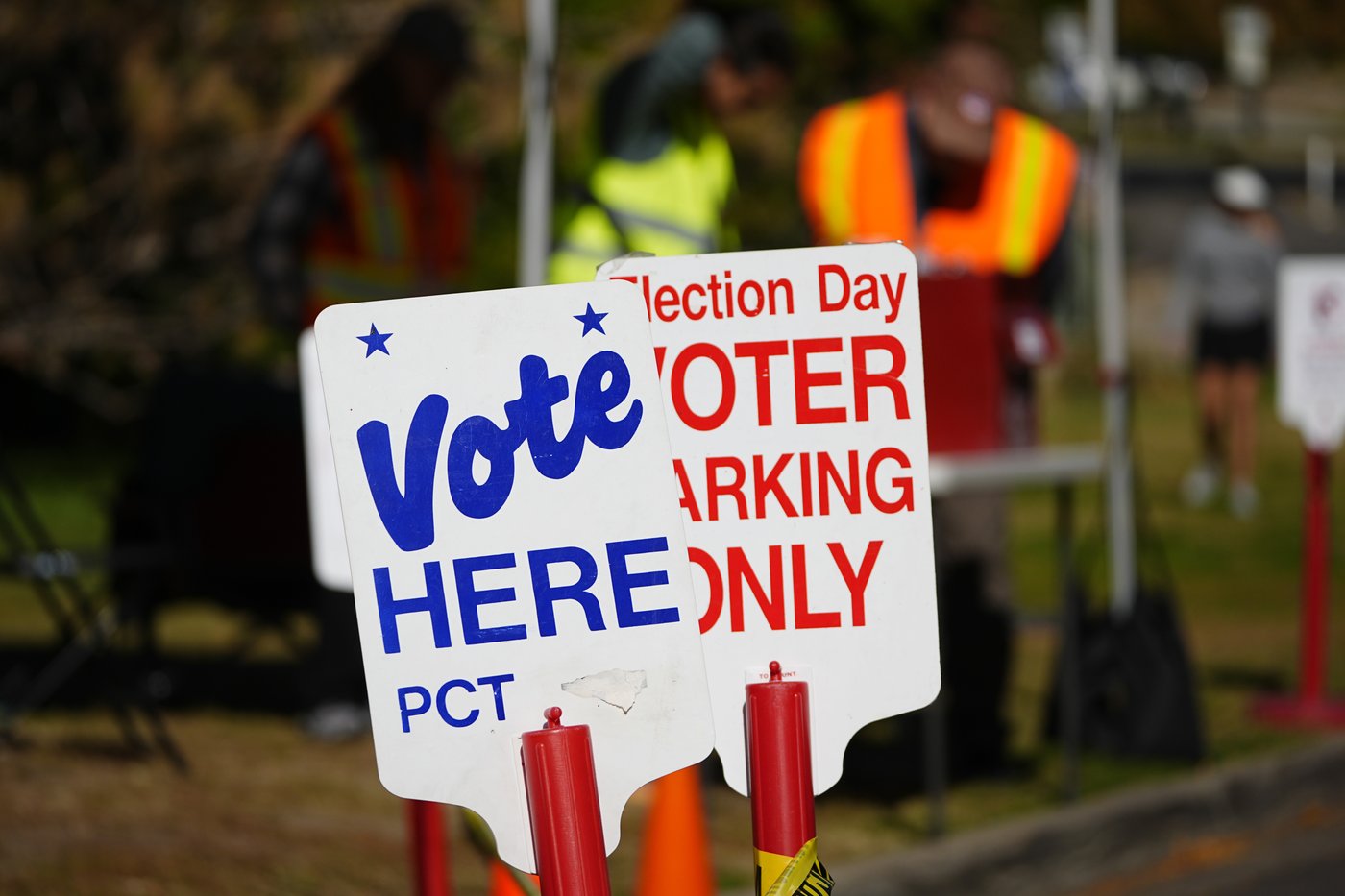 US voters hear a stark message in the presidential race: The country's fate is on the line | iNFOnews.ca