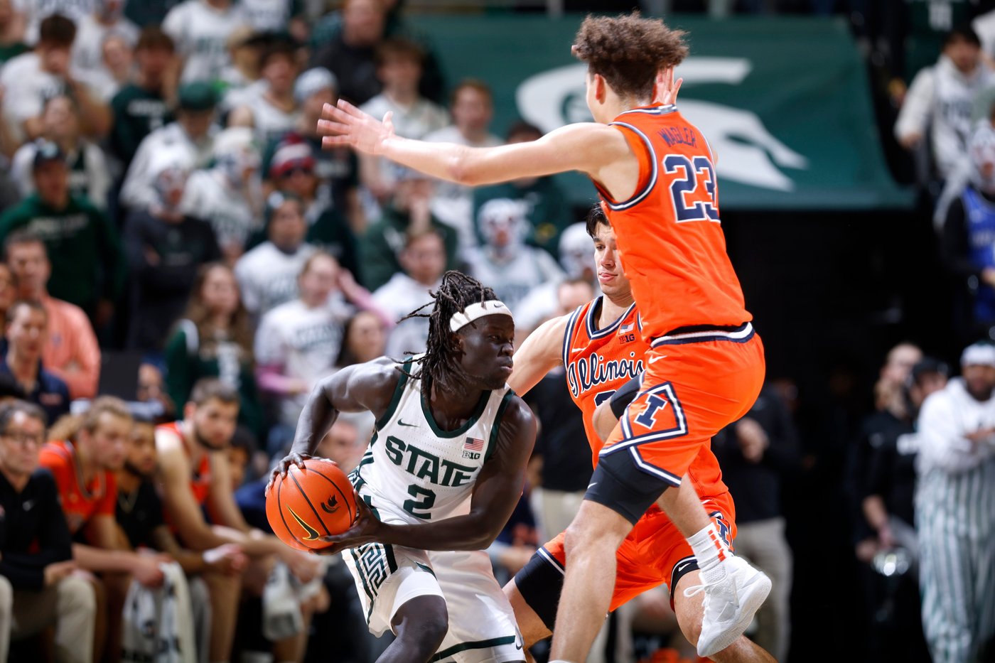 Jeremy Fears' 26 points and 15 assists help No. 10 Michigan State beat No. 5 Illinois 85-82 in OT | iNFOnews.ca Jeremy Fears' 26 points and 15 assists help No. 10 Michigan State beat No. 5 Illinois 85-82 in OT | iNFOnews.ca