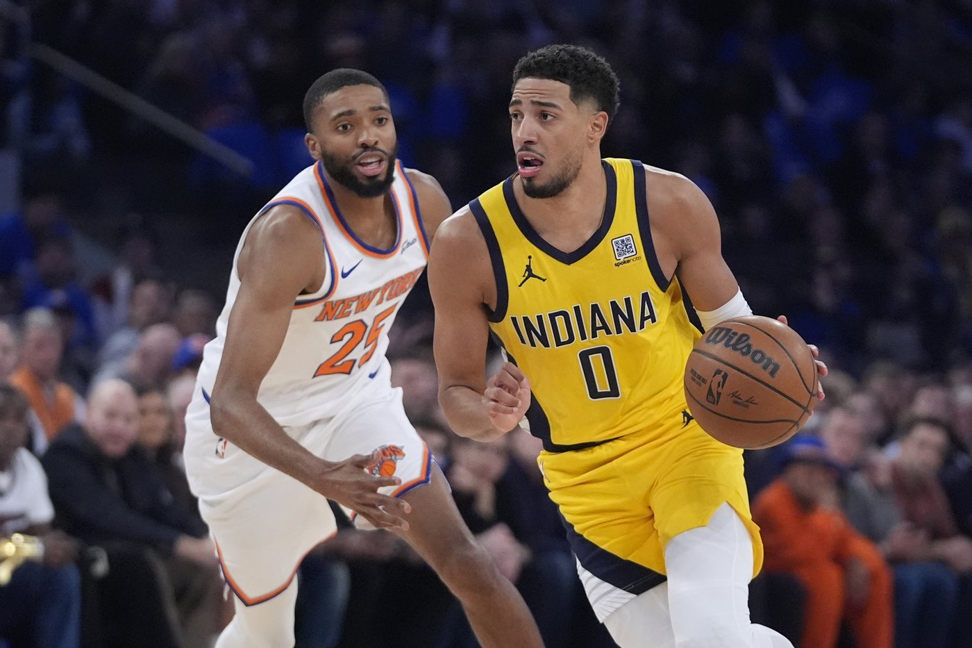 Towns, Brunson help Knicks roll to a 123-98 victory over the Pacers in their home opener | iNFOnews.ca