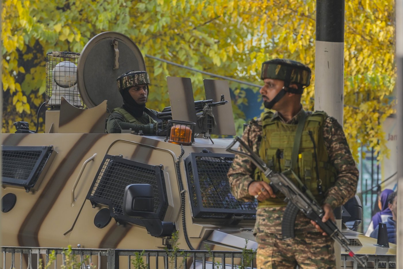 A grenade explosion in a busy market in Indian-controlled Kashmir wounds 9 | iNFOnews.ca