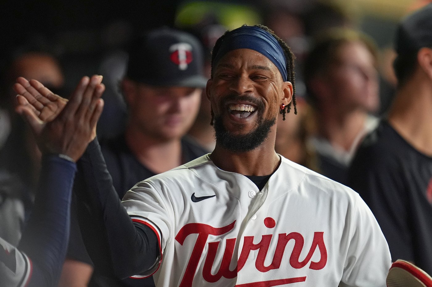 Twins CF Byron Buxton will have arthroscopic hip surgery and miss the rest of the season | iNFOnews.ca