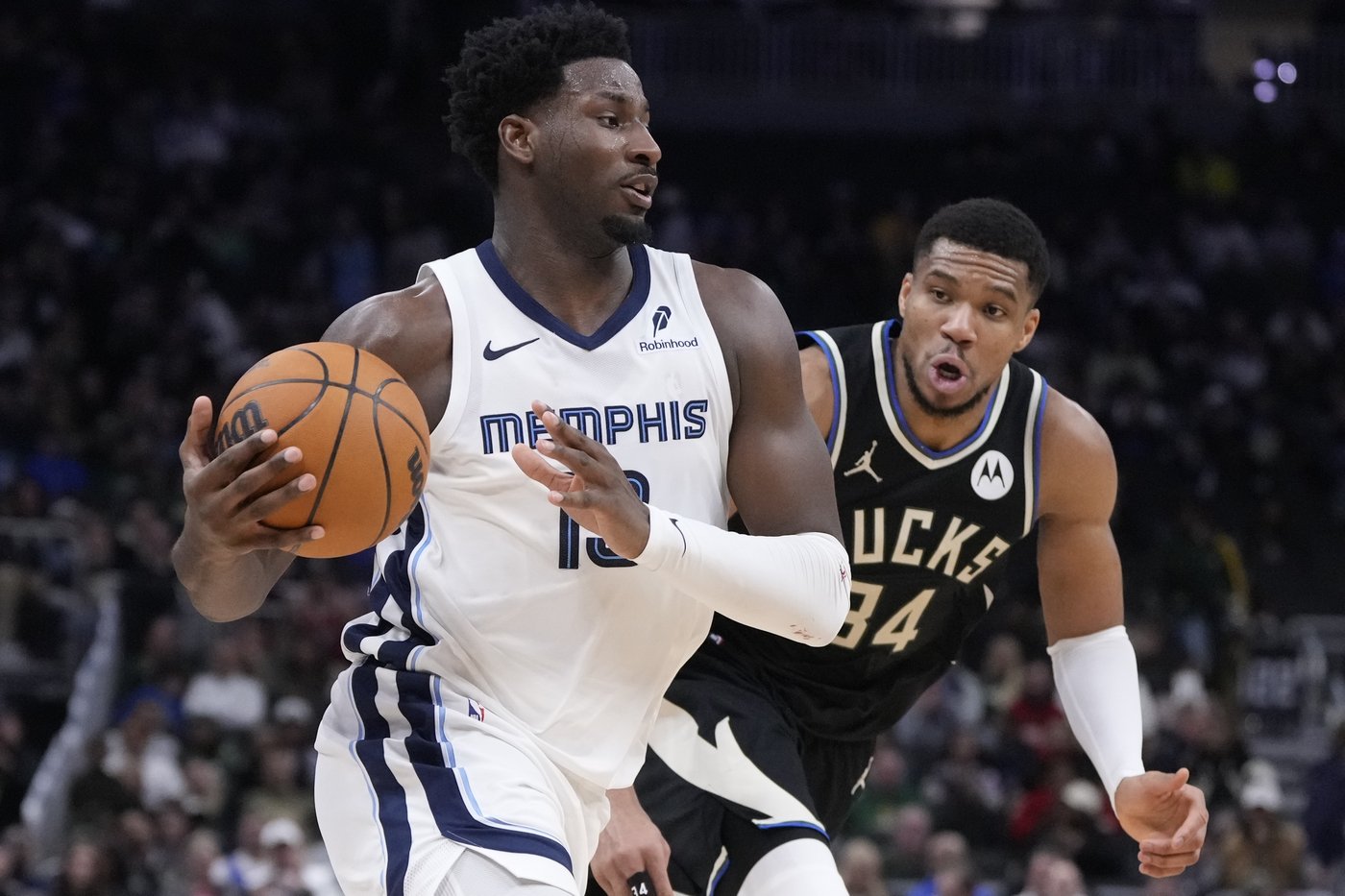 LeBron goes No. 1 in All-Star draft, and Barkley goes for international flair with his squad | iNFOnews.ca LeBron goes No. 1 in All-Star draft, and Barkley goes for international flair with his squad | iNFOnews.ca
