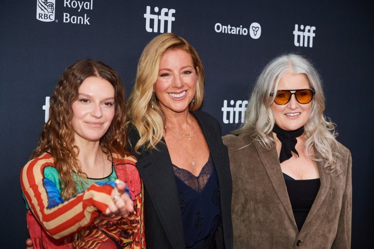 Lilith Fair doc shows pressure Sarah McLachlan faced as tour was mocked, criticized by outsiders | iNFOnews.ca