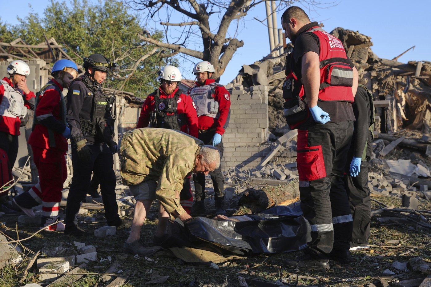 Russia and Ukraine trade deadly drone strikes as Zelenskyy anticipates intense diplomacy at UN | iNFOnews.ca