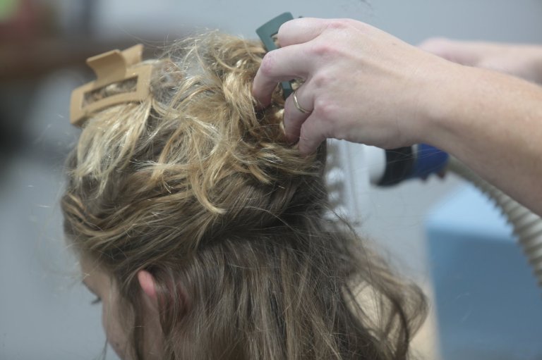 Lice concerns rise as children return to school. Here's what parents can do | iNFOnews.ca