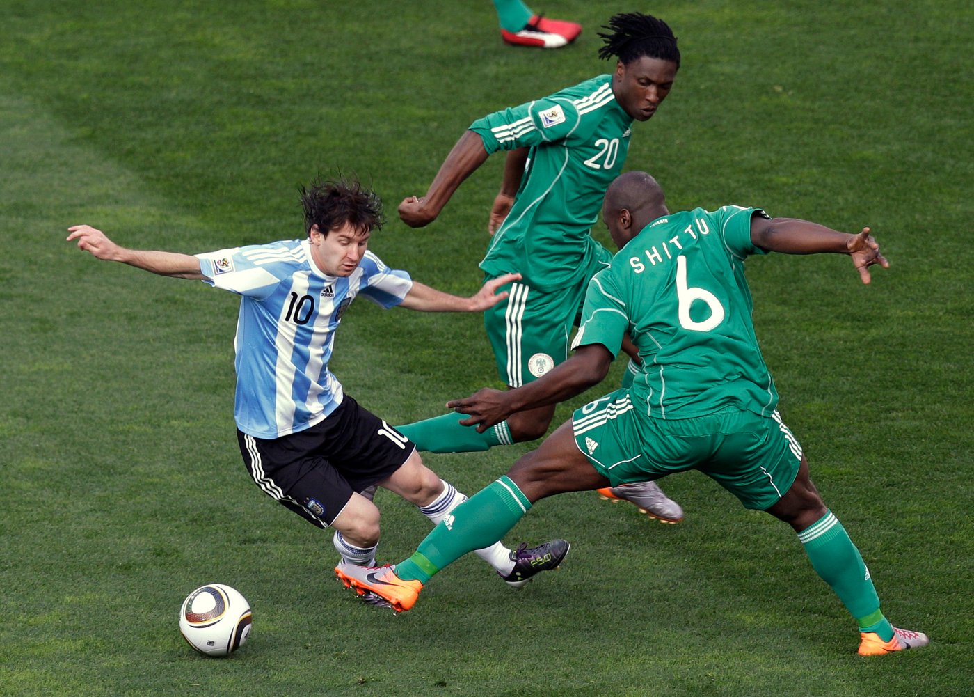 Argentina star Lionel Messi retires from international soccer with World Cup title and 125 goals | iNFOnews.ca