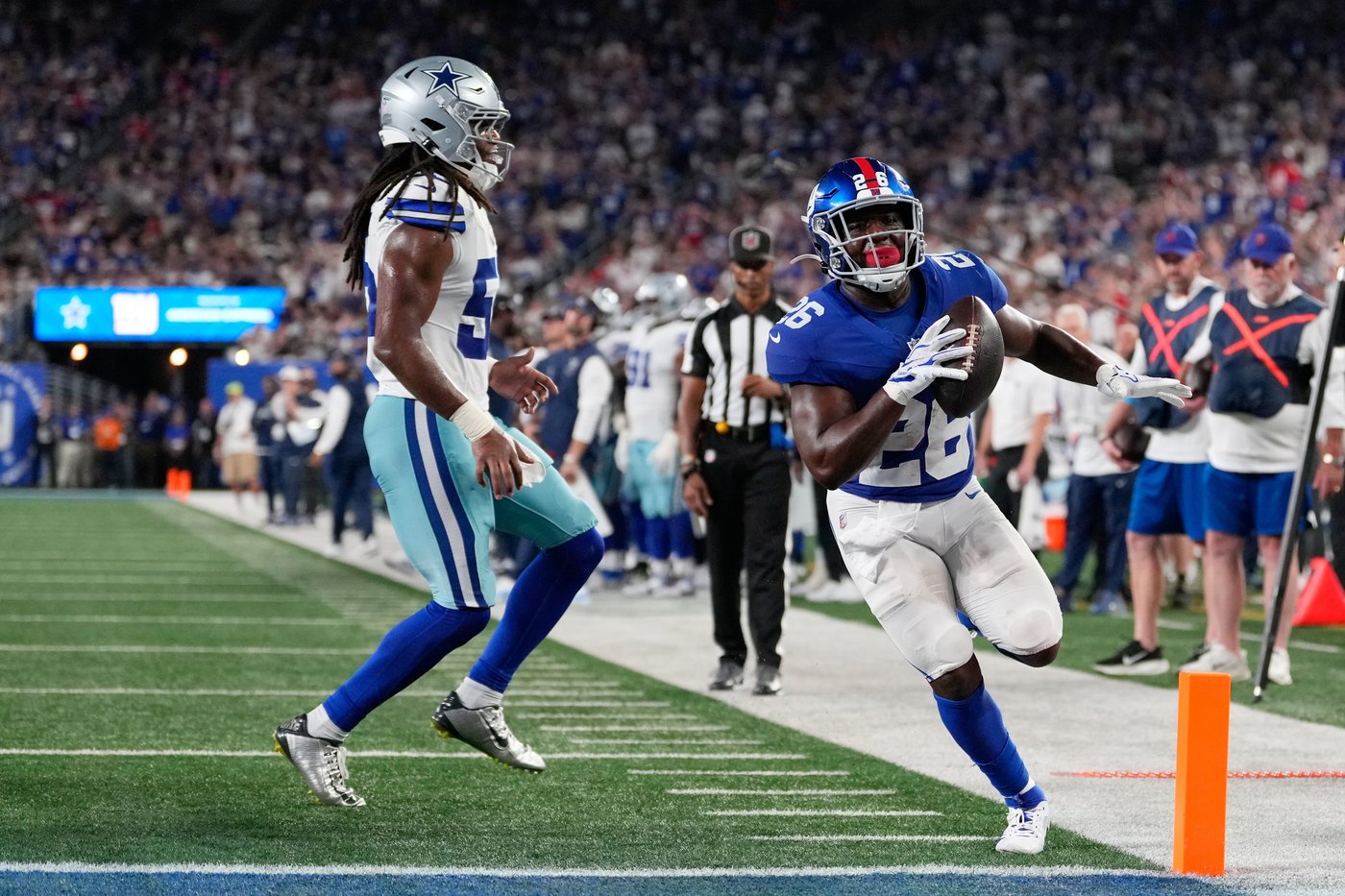 Christian Parker is on to Week 2 after a rough debut as defensive coordinator of the Cowboys | iNFOnews.ca