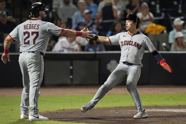 Guardians end Rays' winning streak at 7 with 7-1 victory | iNFOnews.ca