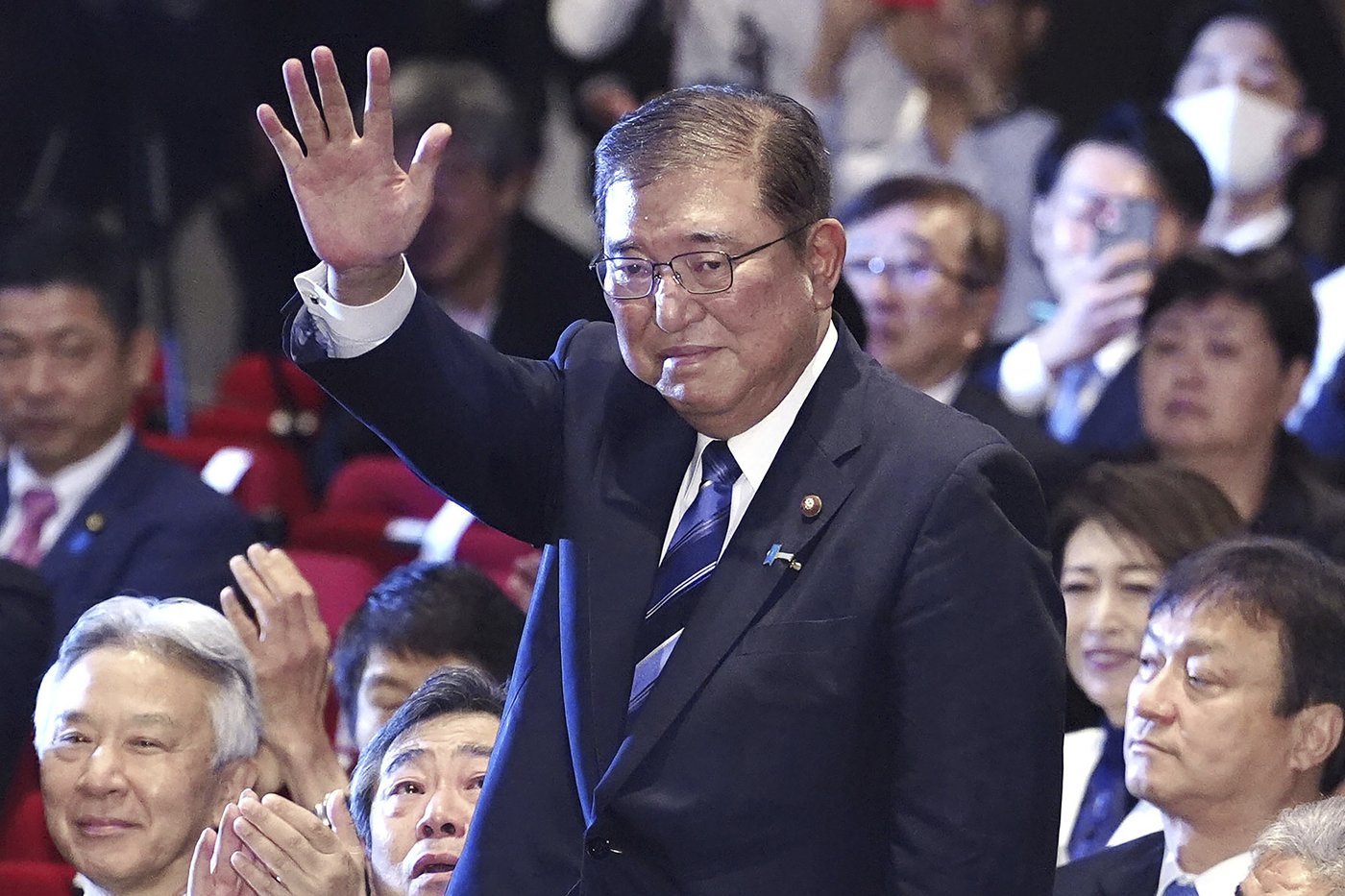 Japan's likely next leader says he will call an election for Oct. 27 once he takes office | iNFOnews.ca