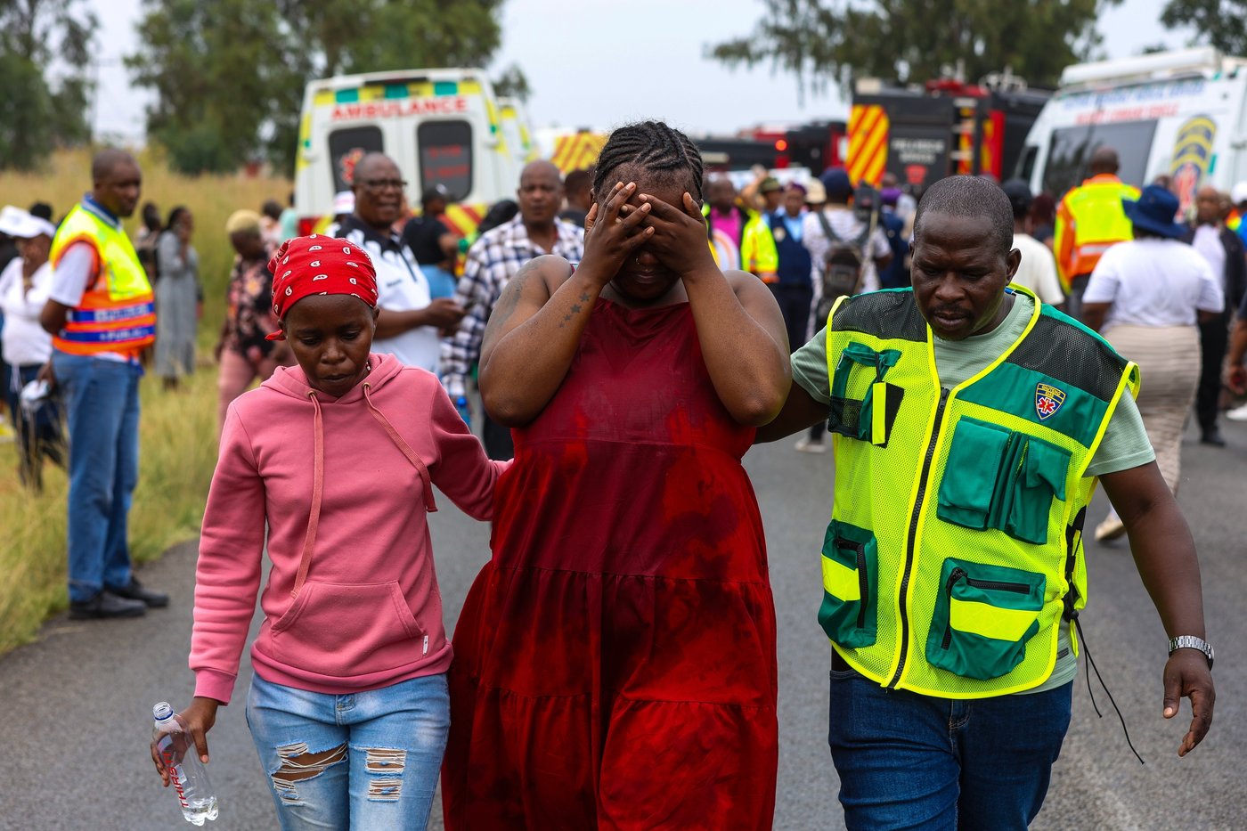 Death toll in South Africa school bus crash rises to 14 as the driver is charged with murder | iNFOnews.ca Death toll in South Africa school bus crash rises to 14 as the driver is charged with murder | iNFOnews.ca