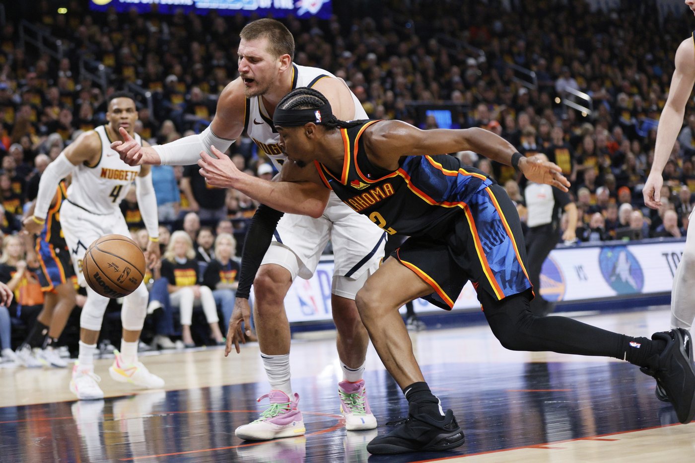 Gordon's game-winner, Jokic's 42 points, 22 rebounds lead Nuggets past Thunder in West semis Game 1 | iNFOnews.ca