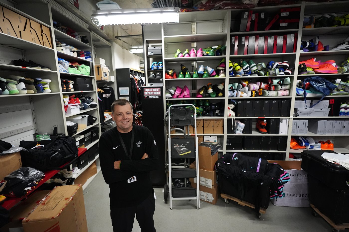 Waiting for kidney and pancreas transplants, Heat equipment manager remains focused on work | iNFOnews.ca Waiting for kidney and pancreas transplants, Heat equipment manager remains focused on work | iNFOnews.ca