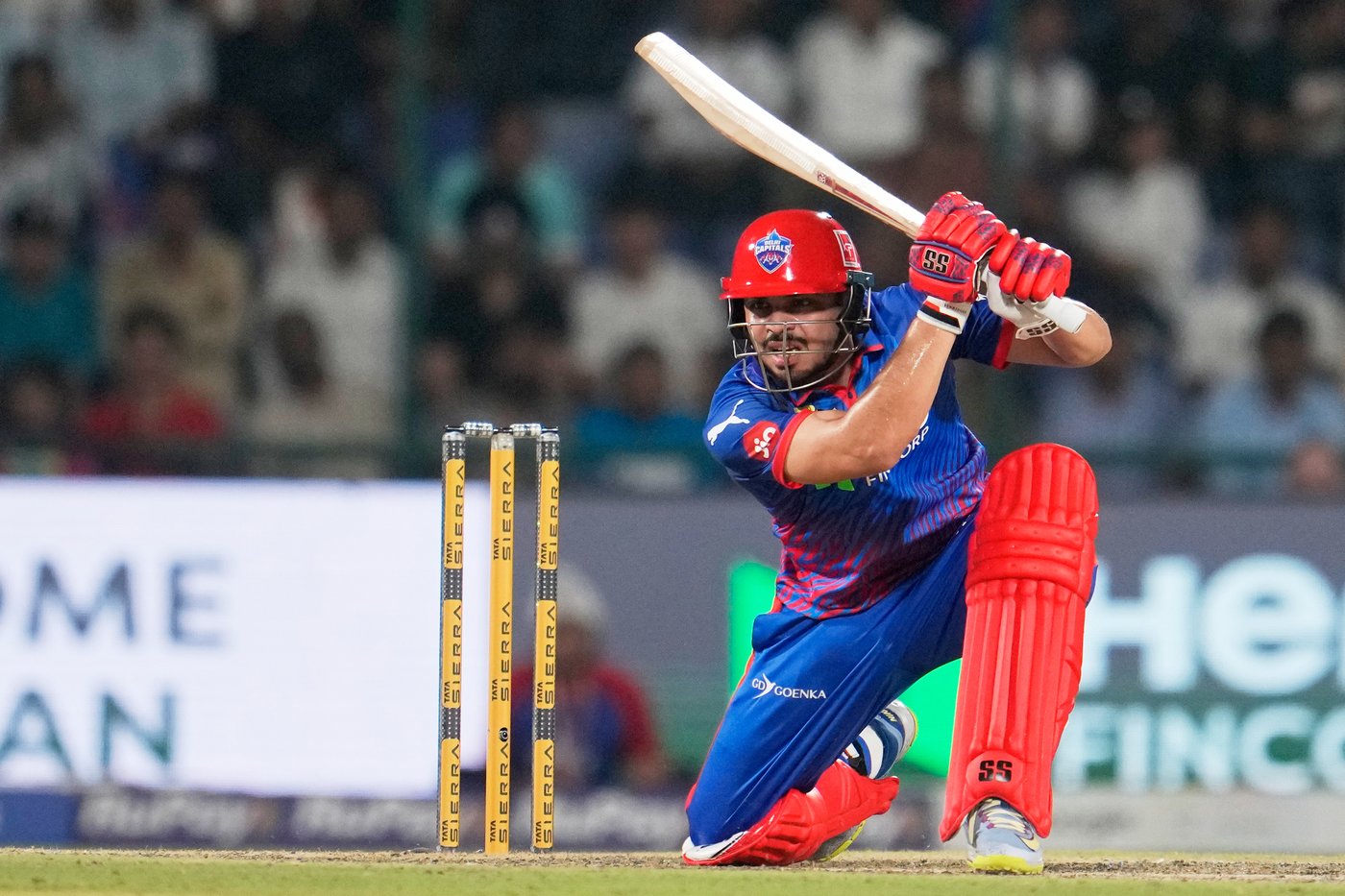 Allen's 47-ball century hurries Kolkata to 8-wicket win over Delhi in IPL | iNFOnews.ca
