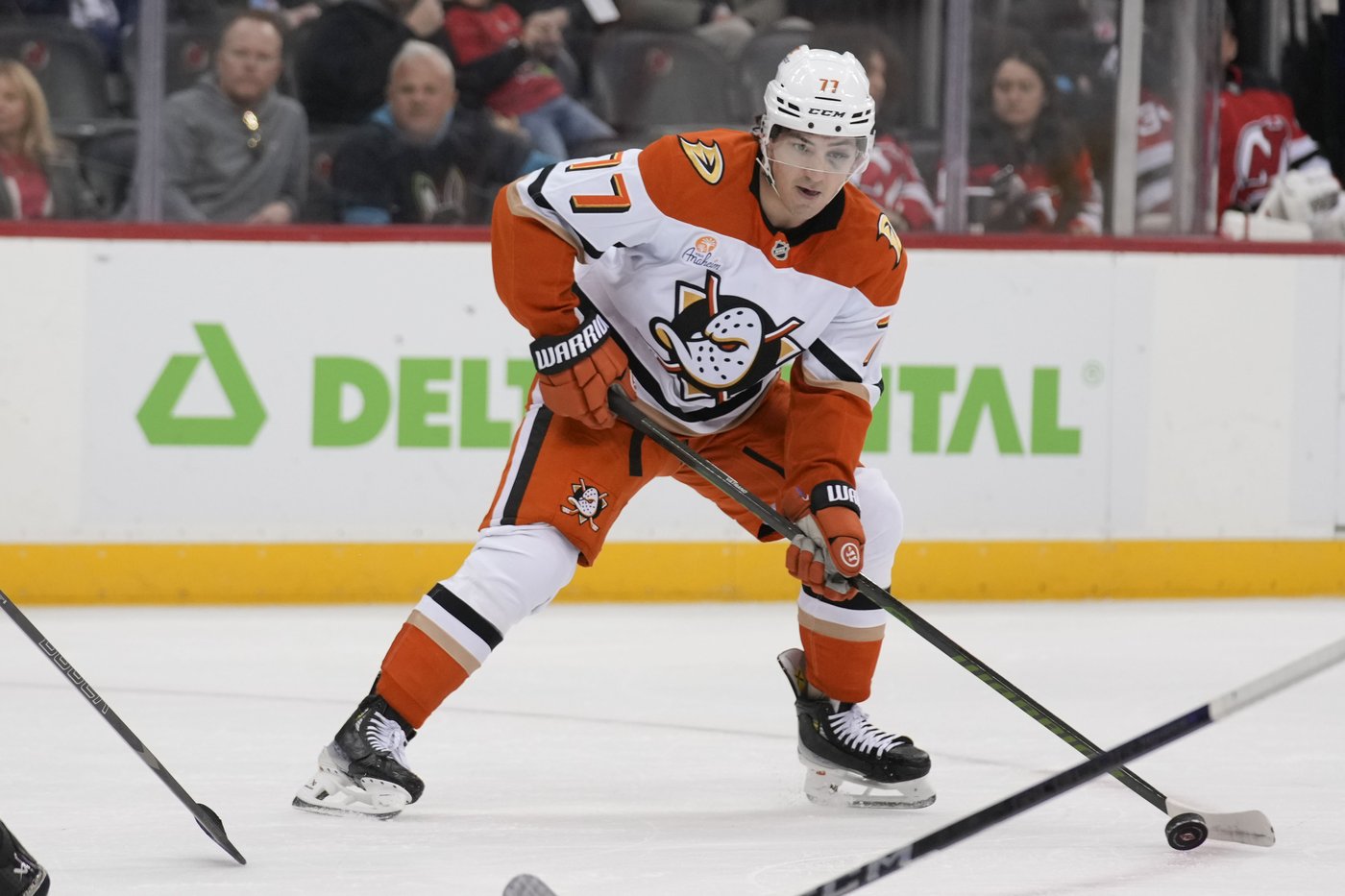 Noesen scores twice, Markstrom makes 24 saves as Devils defeat Ducks 6-2 at home | iNFOnews.ca Noesen scores twice, Markstrom makes 24 saves as Devils defeat Ducks 6-2 at home | iNFOnews.ca