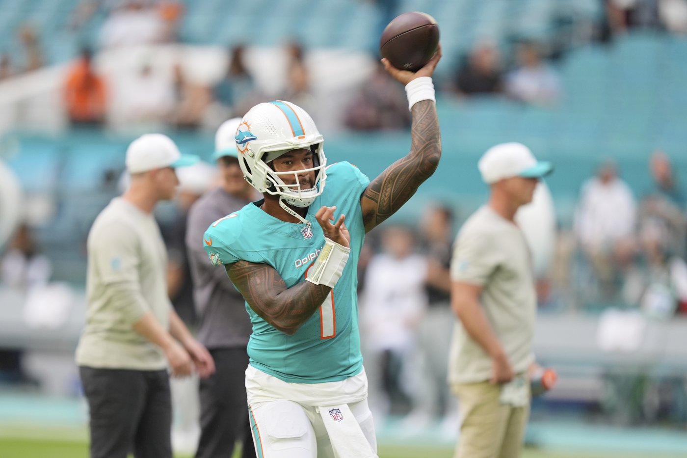 Daniel Jones begins next NFL chapter as Colts, Dolphins square off in season opener | iNFOnews.ca