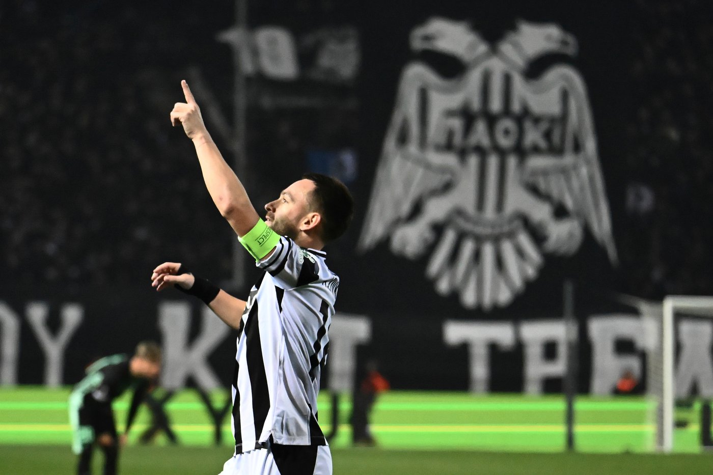 7 fans of Greek soccer team PAOK killed in vehicle crash in Romania while en route to game in France | iNFOnews.ca 7 fans of Greek soccer team PAOK killed in vehicle crash in Romania while en route to game in France | iNFOnews.ca