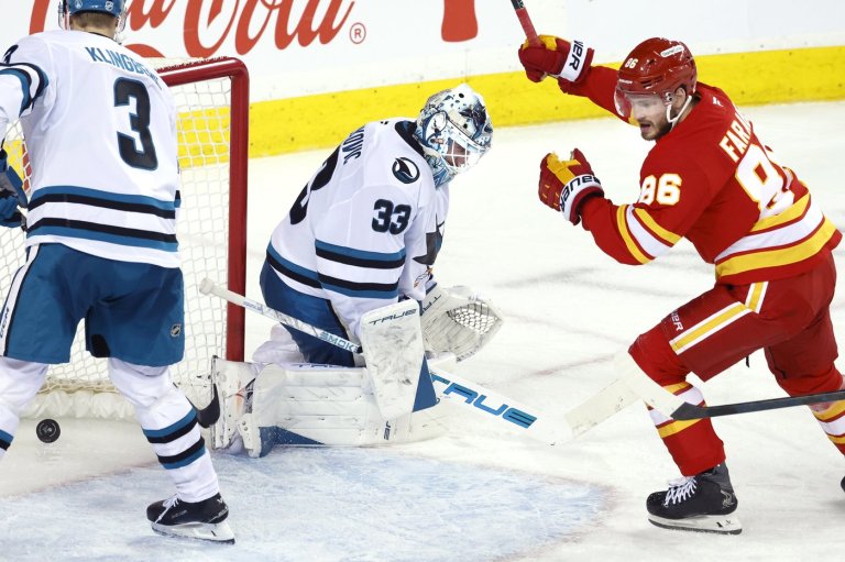 Frost shines as Flames reel in Sharks for 3-2 victory | iNFOnews.ca