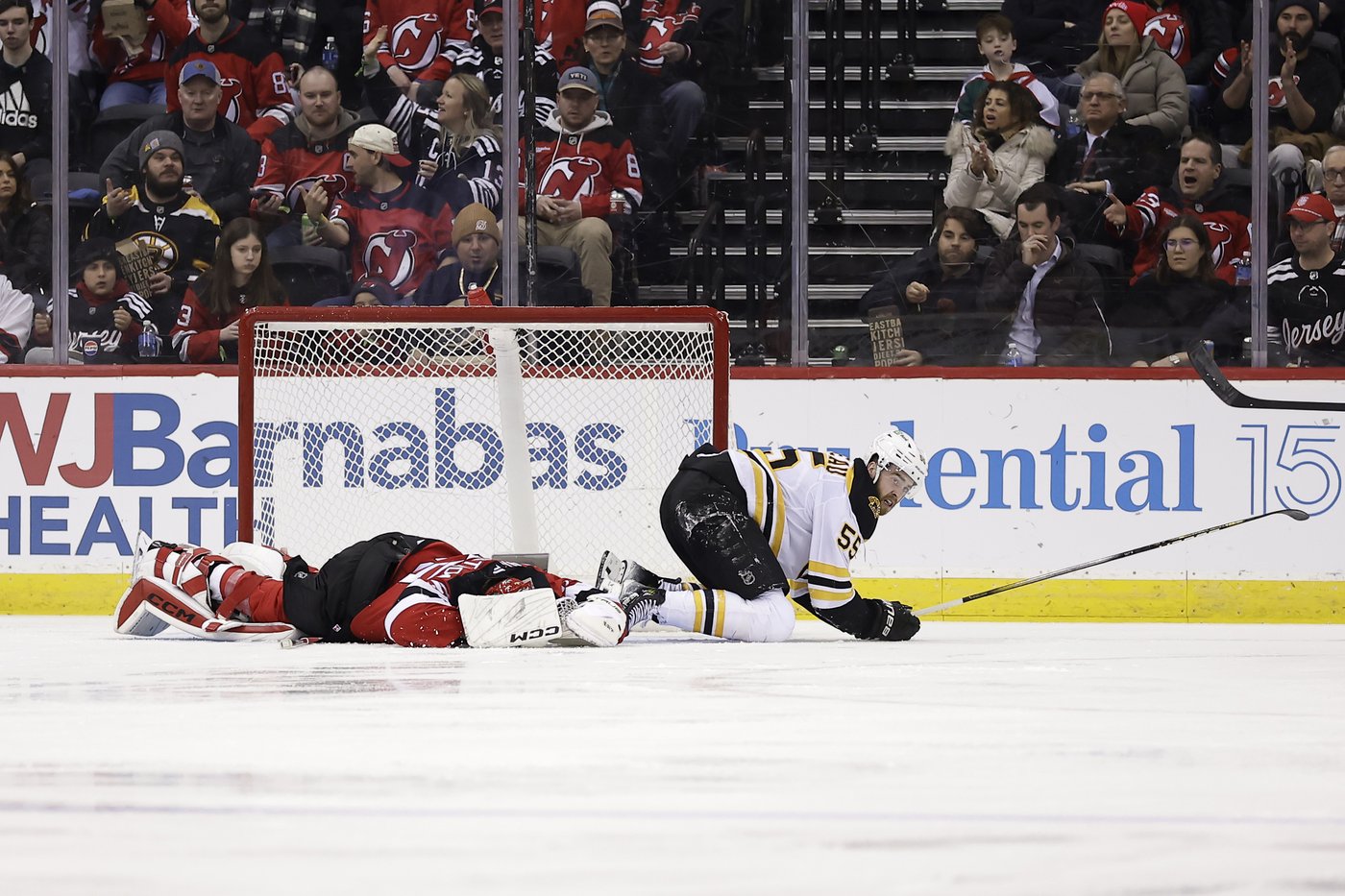 Mercer scores 2 as Devils beat Bruins 5-1 to snap four-game skid | iNFOnews.ca Mercer scores 2 as Devils beat Bruins 5-1 to snap four-game skid | iNFOnews.ca