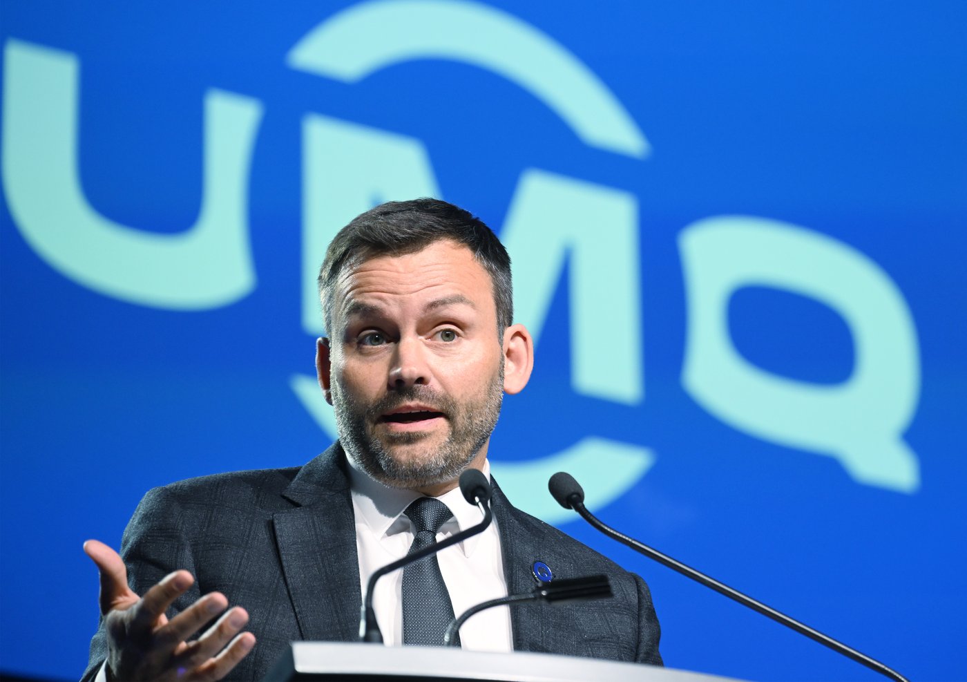 Fréchette meets Montreal mayor amid fallout over baby in homeless camp | iNFOnews.ca