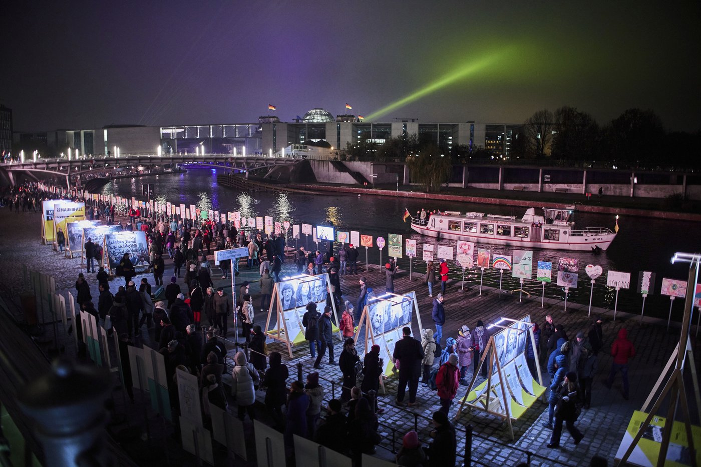 PHOTO COLLECTION: Germany Berlin Wall Anniversary | iNFOnews.ca