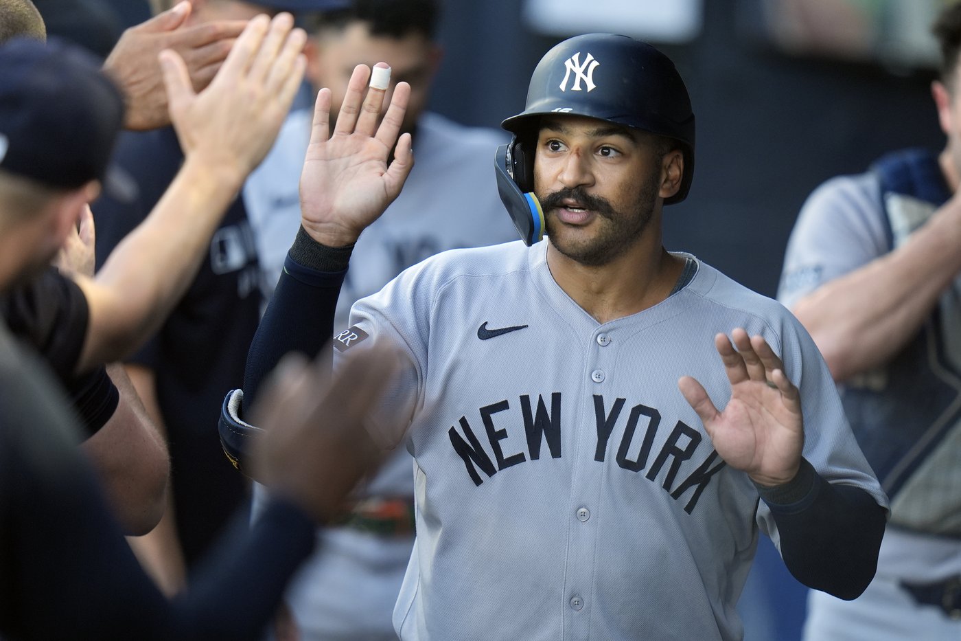 Stanton’s 10th-inning homer lifts Yankees over Rays 6-4 for first extra-inning win on road | iNFOnews.ca