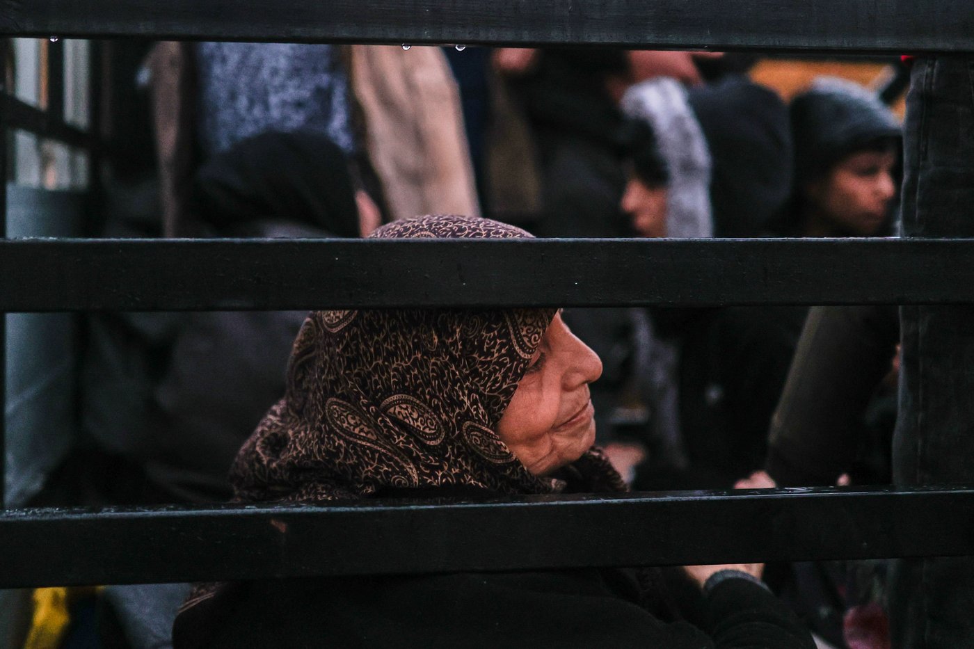 Photos of Syrians fleeing violence in Aleppo as shelling leaves heavy damage | iNFOnews.ca