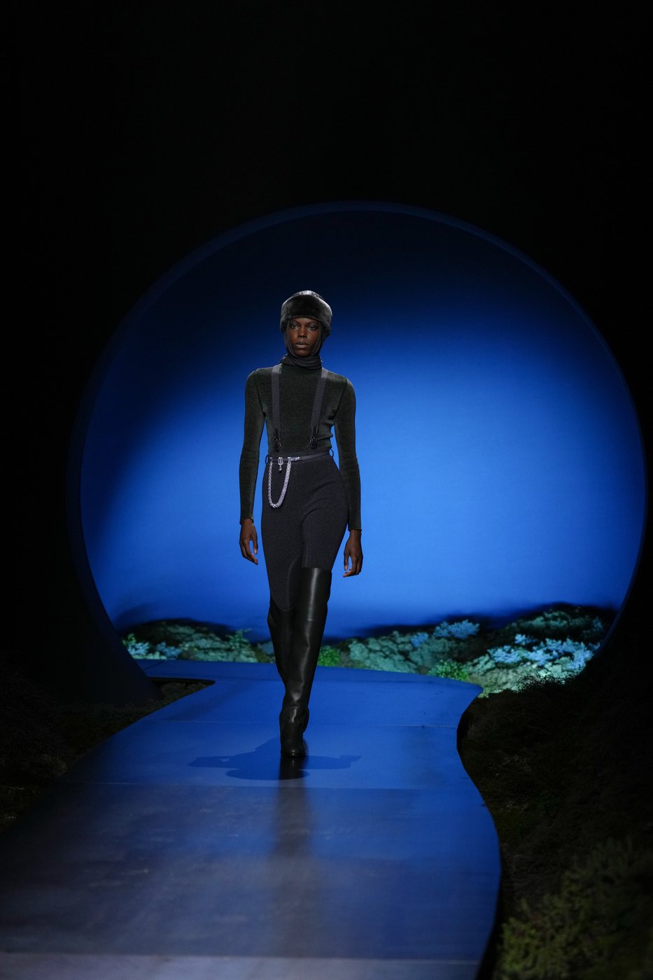 Stars hit Paris runways, but fall’s real trend was dressing for hard times - and real life | iNFOnews.ca