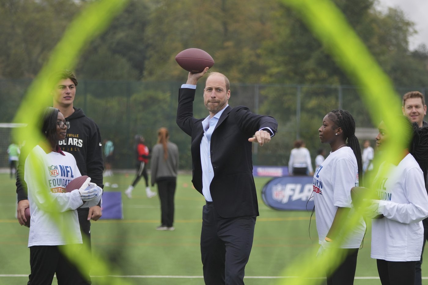 Royal arm: Prince William tries his hand at flag football in NFL event with kids in London | iNFOnews.ca Royal arm: Prince William tries his hand at flag football in NFL event with kids in London | iNFOnews.ca