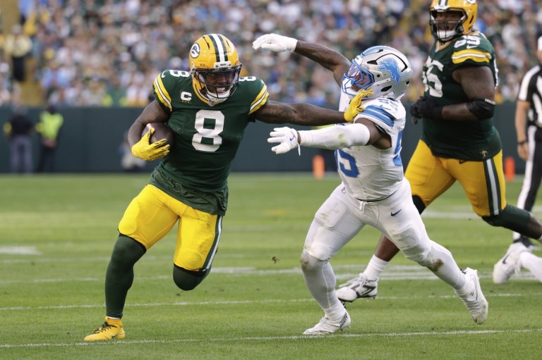 Josh Jacobs looks to extend rushing TD streak when heavily favored Packers visit winless Browns | iNFOnews.ca