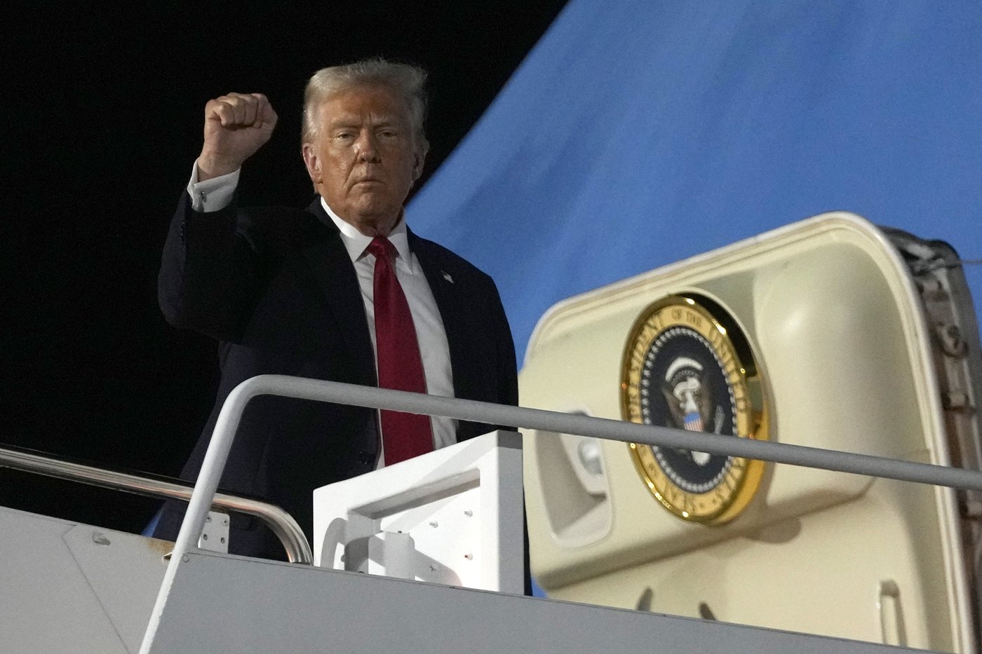 Judge orders fired head of whistleblower agency reinstated while fight continues over Trump removal | iNFOnews.ca Judge orders fired head of whistleblower agency reinstated while fight continues over Trump removal | iNFOnews.ca