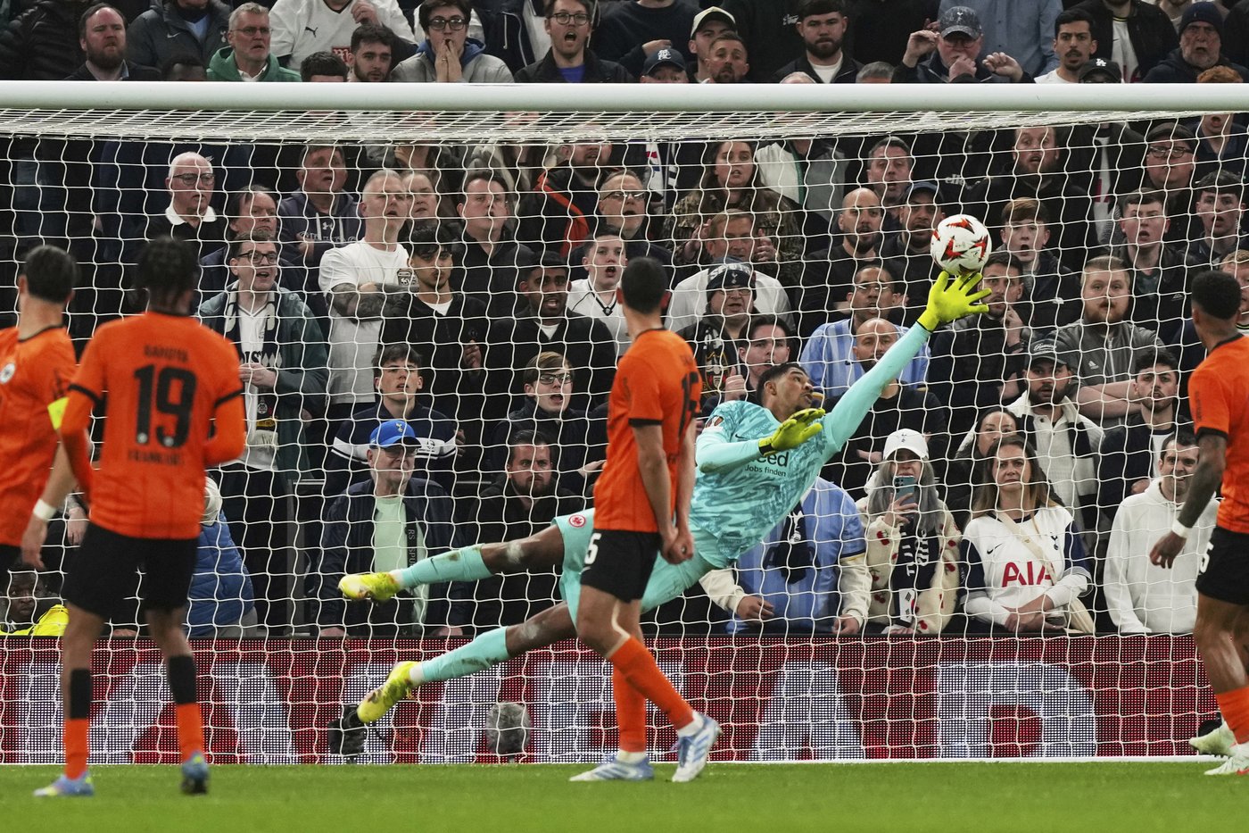 Onana at fault twice as Man United draws 2-2 at Lyon, Tottenham held at home, Chelsea stays perfect | iNFOnews.ca