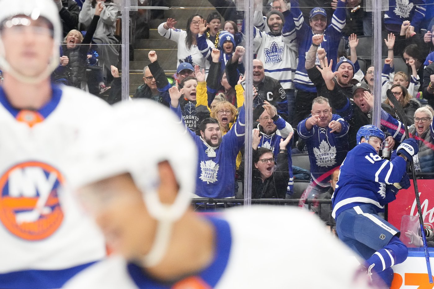 Lorentz Leap: Fourth-liner scores winner in Maple Leafs' 3-1 victory over Islanders | iNFOnews.ca Lorentz Leap: Fourth-liner scores winner in Maple Leafs' 3-1 victory over Islanders | iNFOnews.ca
