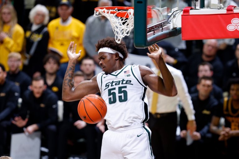 No. 7 Michigan St beats Iowa 71-52 to open defense of Big Ten title | iNFOnews.ca