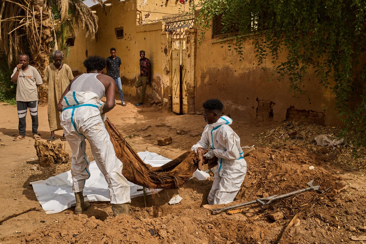 Photos of daily life in Sudan as war enters its fourth year | iNFOnews.ca