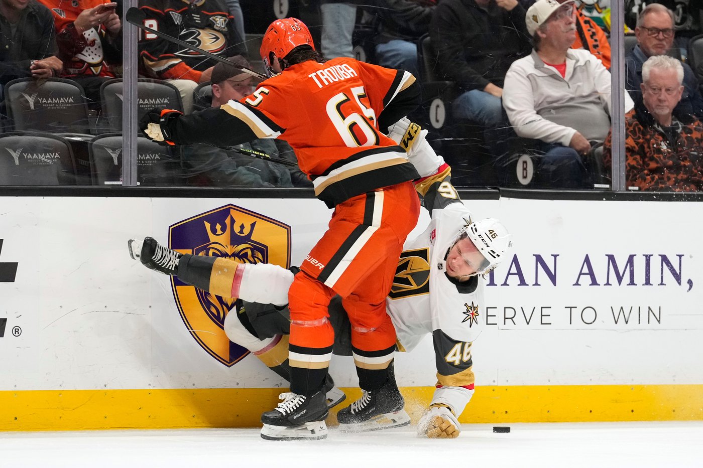 Chris Kreider scores 2 goals, Ducks beat slumping Golden Knights 4-3 to sweep season series | iNFOnews.ca Chris Kreider scores 2 goals, Ducks beat slumping Golden Knights 4-3 to sweep season series | iNFOnews.ca