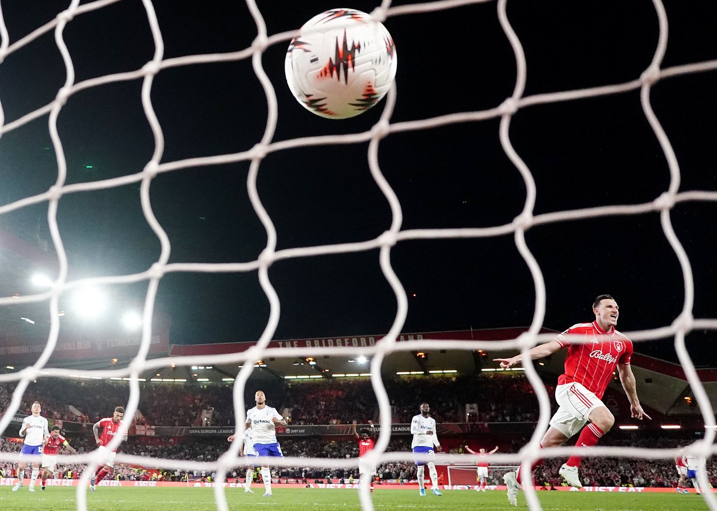 Wood’s penalty gives Nottingham Forest a 1-0 win over Aston Villa in Europa League semifinal 1st leg | iNFOnews.ca Wood’s penalty gives Nottingham Forest a 1-0 win over Aston Villa in Europa League semifinal 1st leg | iNFOnews.ca