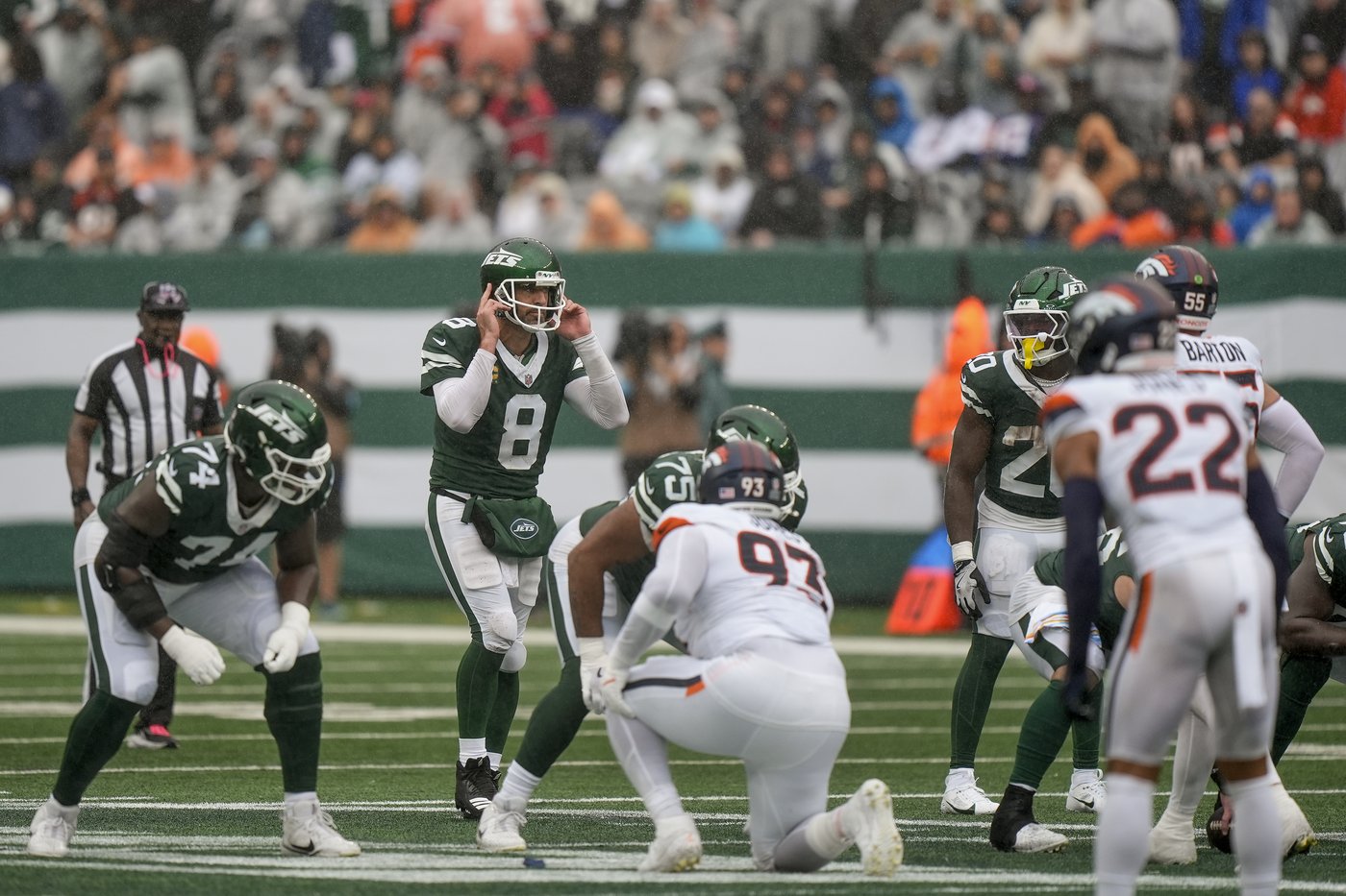 Nix throws his first NFL touchdown pass to help Broncos slip past Rodgers and the Jets 10-9 | iNFOnews.ca Nix throws his first NFL touchdown pass to help Broncos slip past Rodgers and the Jets 10-9 | iNFOnews.ca