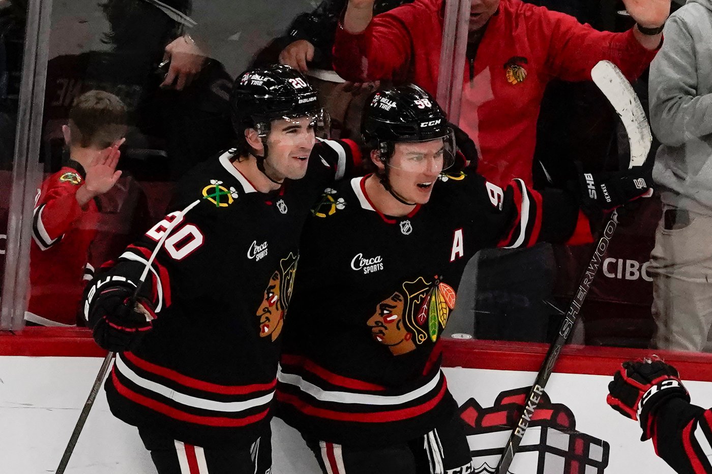 Connor Bedard sparks Blackhawks' comeback win | iNFOnews.ca Connor Bedard sparks Blackhawks' comeback win | iNFOnews.ca