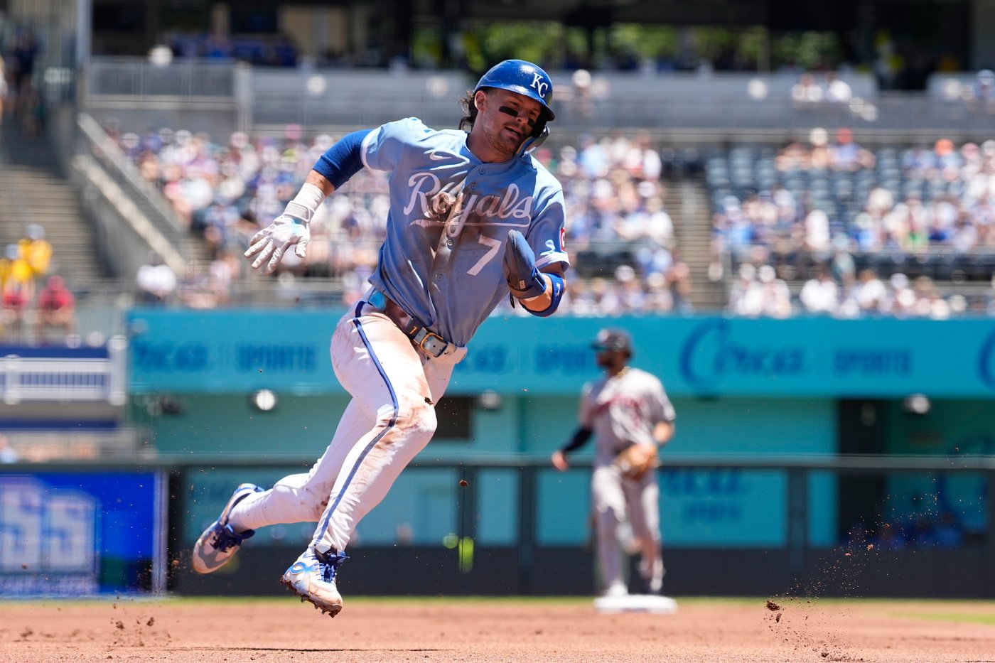 Stephen Kolek shines on the mound, Maikel Garcia drives in three as the Royals beat the Astros 4-0 | iNFOnews.ca