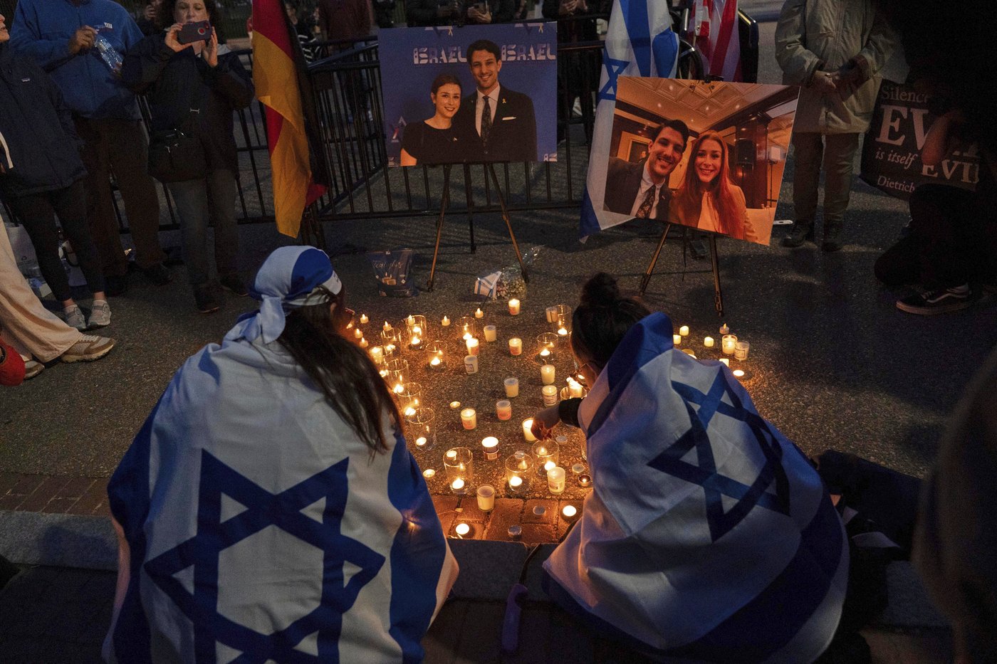 Man accused of killing Israeli Embassy staffers indicted on federal hate crime and murder charges | iNFOnews.ca